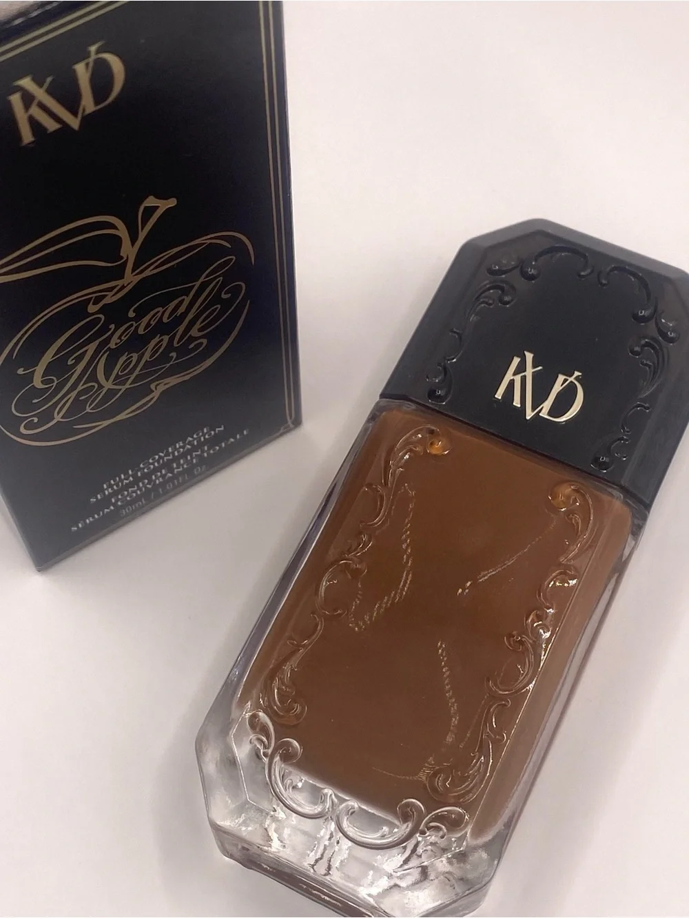 KVD Kat Von D Good Apple Full-Coverage Serum Foundation Deep‎ 082  NIB